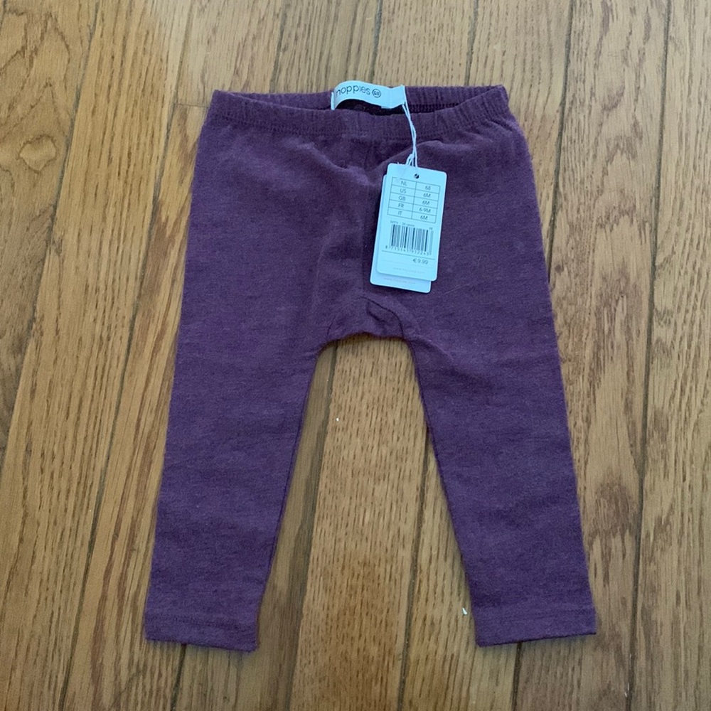 NWT 4-6 months (68) Noppies leggings